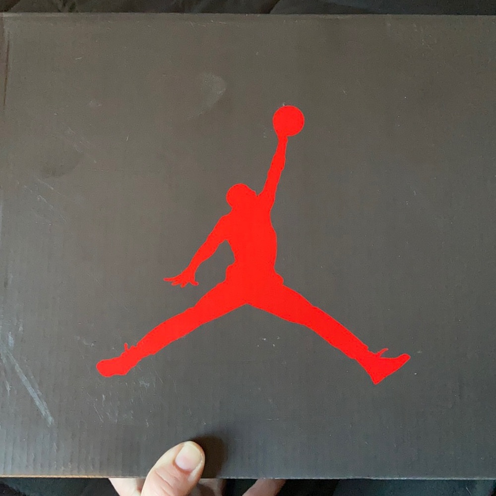 **BNIB** Air Jordan 5 Retro